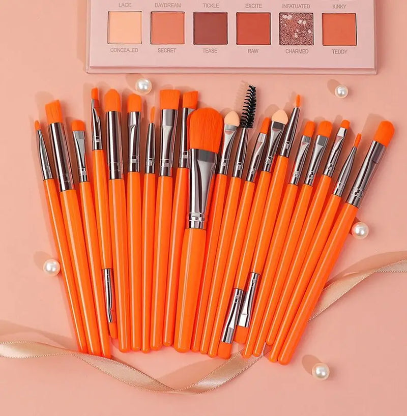 Conjunto de 20 Pinceis Profissionais Resistentes e Lindos