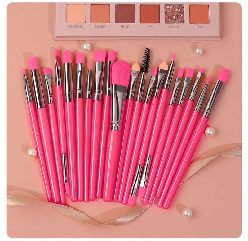 Conjunto de 20 Pinceis Profissionais Resistentes e Lindos
